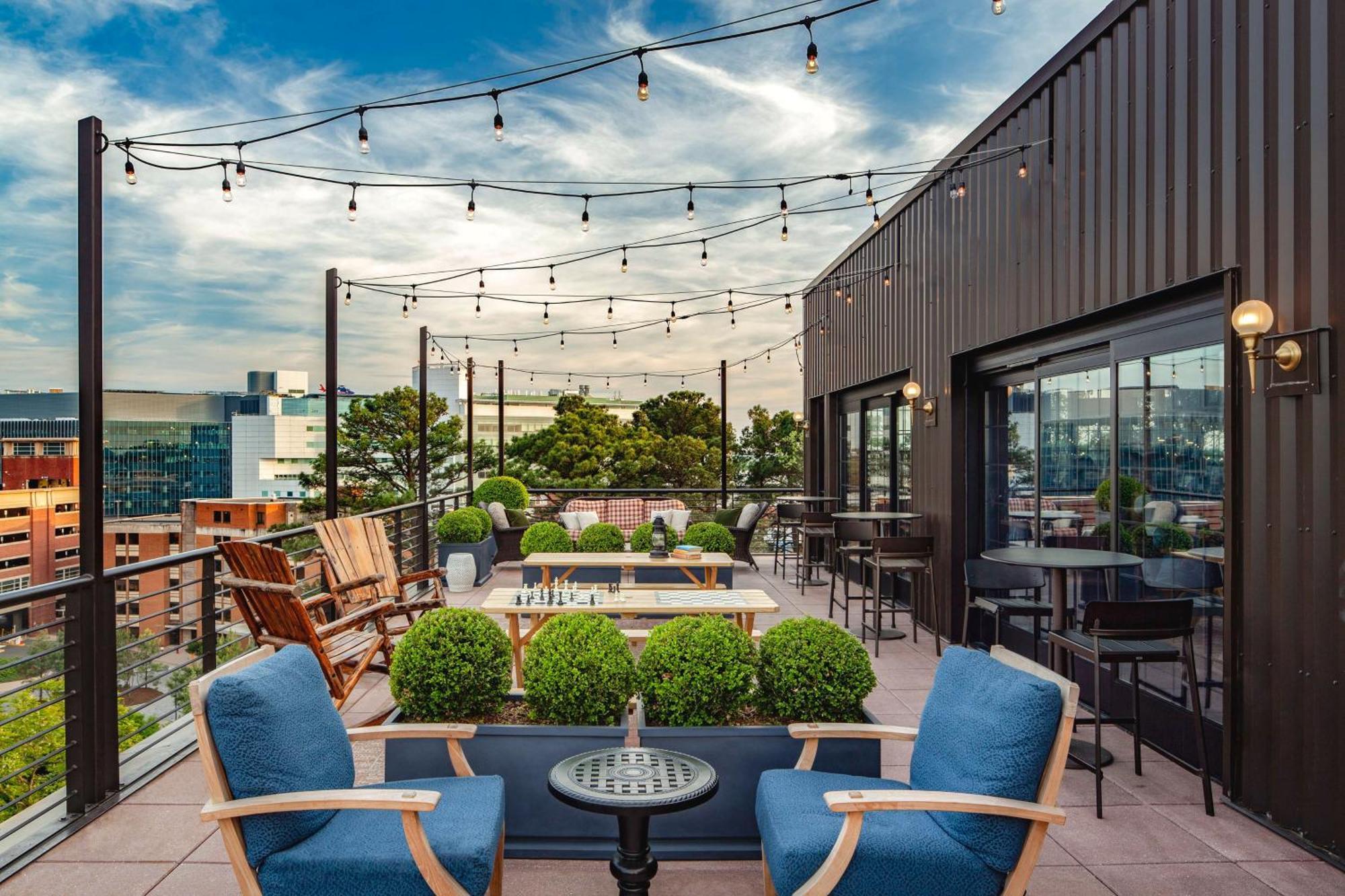 Graduate By Hilton Charlottesville Exterior foto